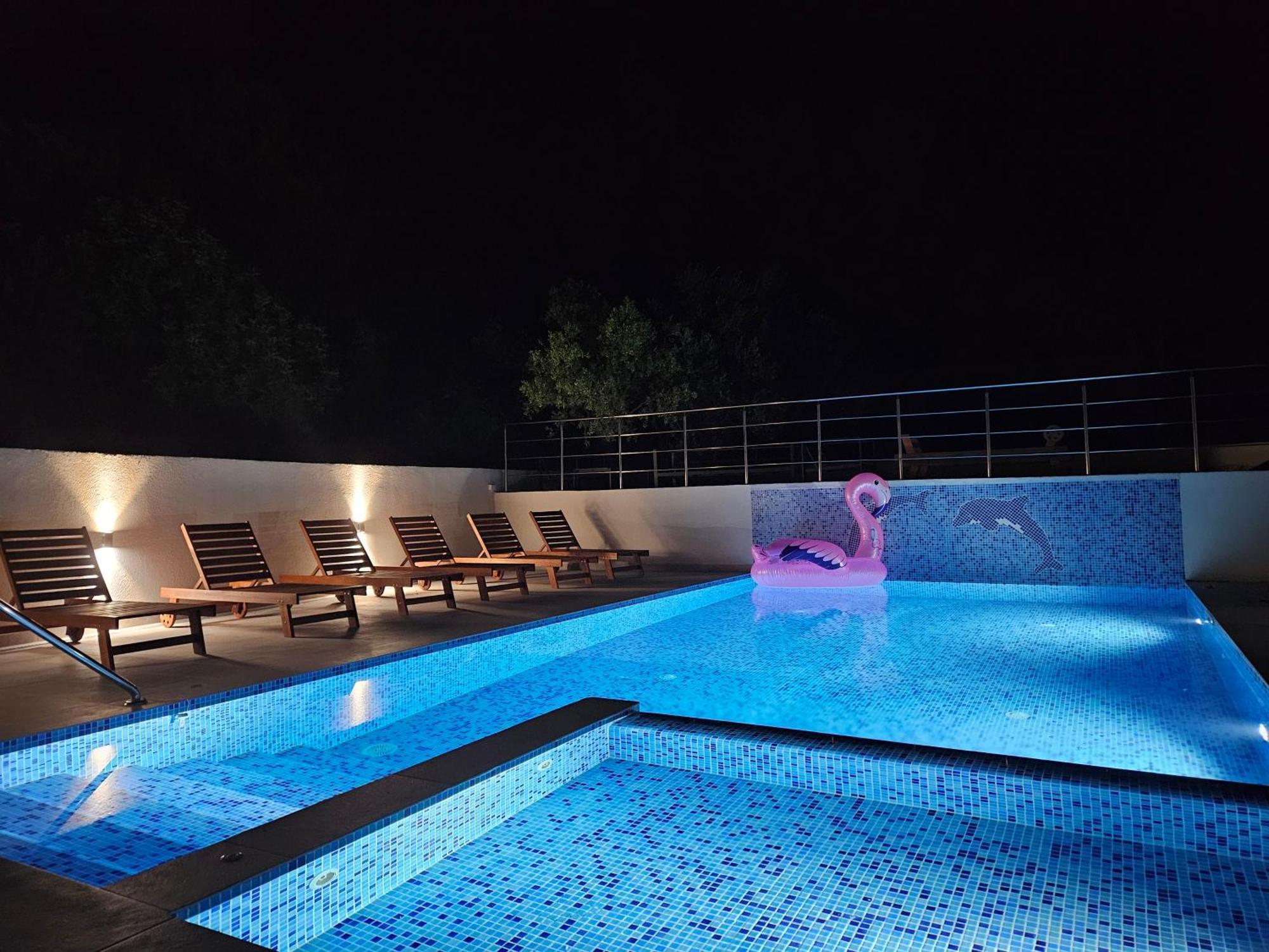 Olivila Villa *